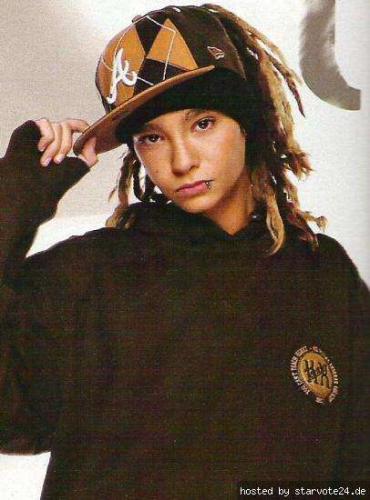 Tom Von Tokio Hotel!! SoOo MoOi!! (L) (K)