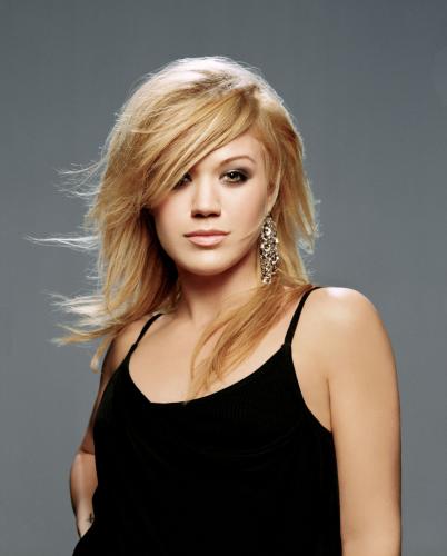 kelly clarkson...