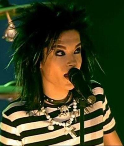 sing bill!!! i love you!!