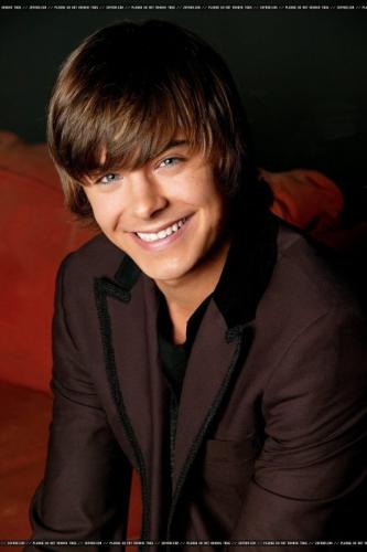 onze zac efron !!