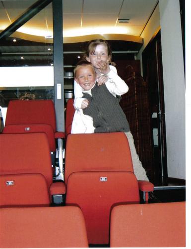 k en mun broertje vroegerrrrrr in t willem 2 stadion