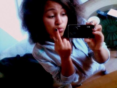 fxck you n__n (zie main haar gaar zitten^^)