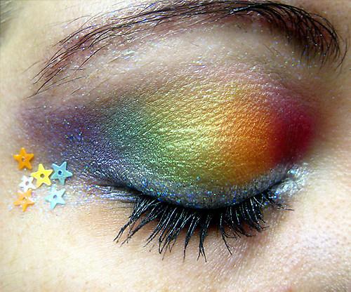 multicolourd eye