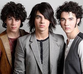 JONAS BROTHERS !! x3