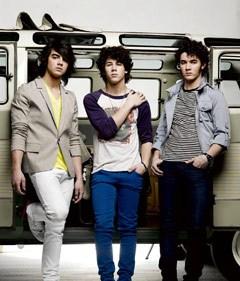 JONAS BROTHERS !! x3