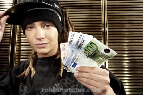 money <3