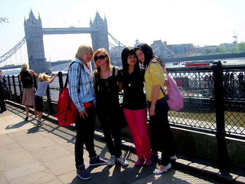 Kim, k, Sonja, Stephanie @ Londen