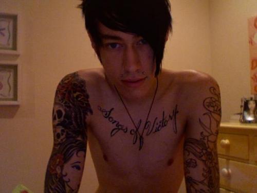 Trace Cyrus (Metro Station)