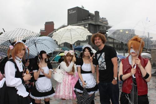 Met de Harajuku girls in Tokyo