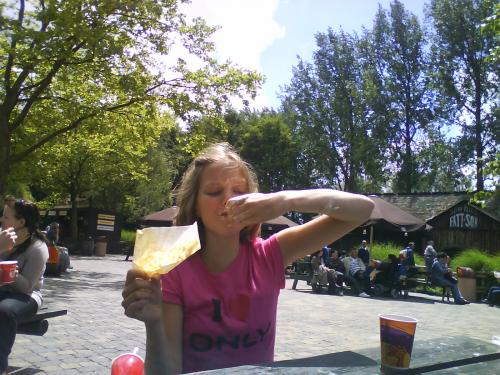 Roos, Friet, Mayo en Walibi!