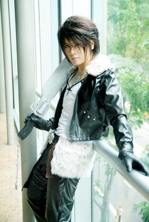 Jesuke as Squall Leonhart [Kingdom Hearts/Final Fantasy] No,it's not Gackt XD