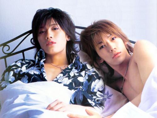 Jin Akanishi + Kamenashi Kazuya [KAT-TUN]