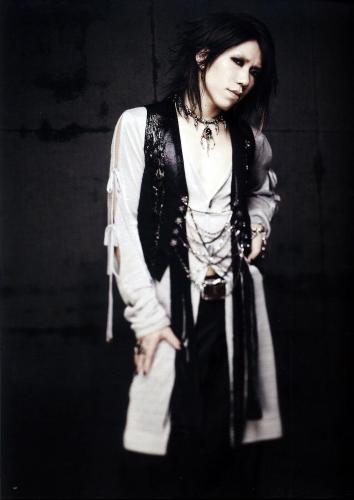 Aoi, Hot 0,o *kwijl*