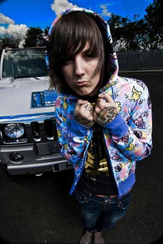 Oli Sykes (l) Heroooo (l) (l) (l)