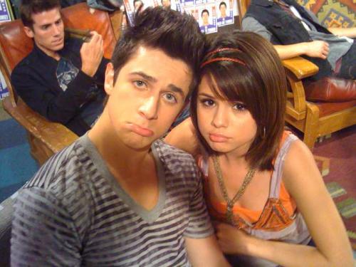 david henrie xD en selena gomez xD