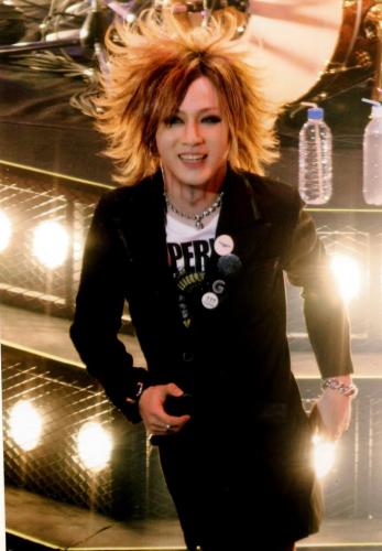 So we all know: Ruki has a great smile ^^