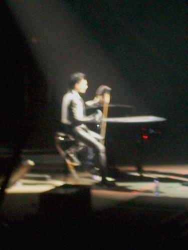 Tokio Hotel concert, Zoom into me.
