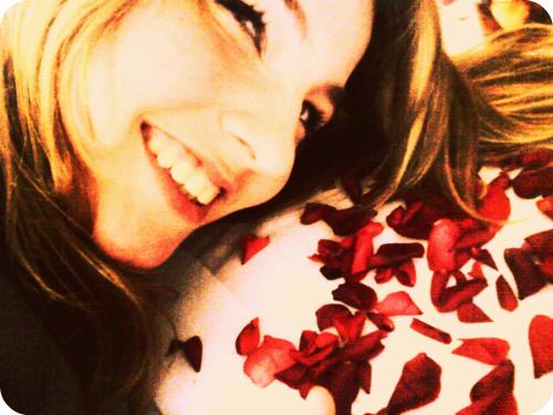 I want to lay her down in a bed of roses <3