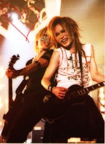 We all know they are secretly in love with eachother<3 ReitaxUruha=<3