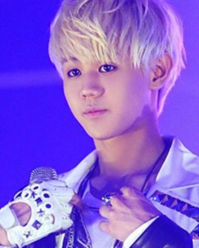 Yo Seob <3 ain't he cute ^_^