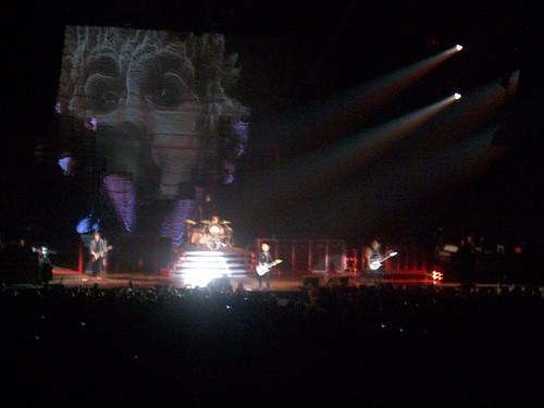 green day is my life & het concert was awesome <333