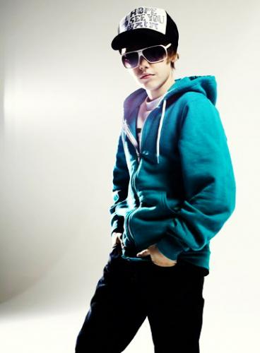 Justin bieber (L)