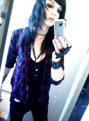 Andy sixx... <333