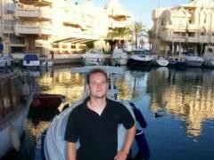 Danny van Strien aan de Haven van Benalmadena nabij Marbella