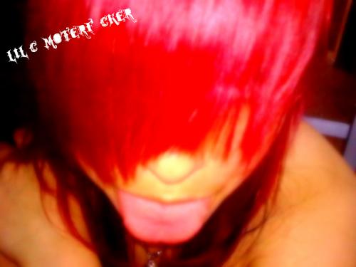 me and my red hairz :p