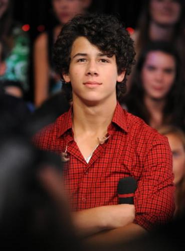 Nick (l)       zo hot ^^