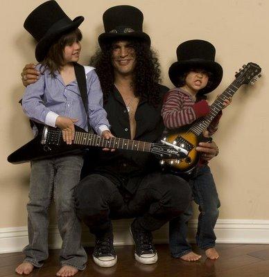 Slash 8) Hij's cool