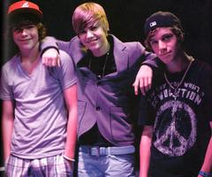 Chaz, Justin and RYAN!!! <3