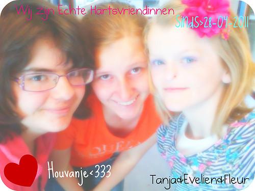 Fleur & Evelien mijn echt allerliefste hartsvriendinnen! <33