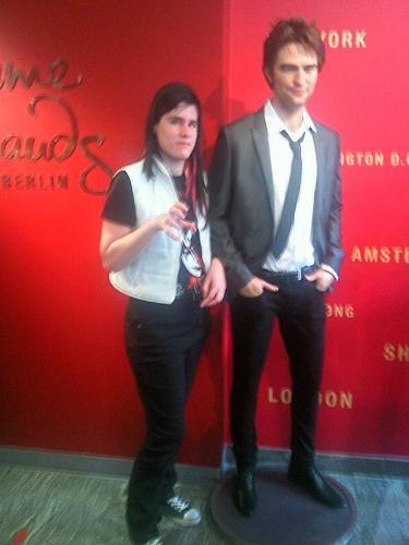 Met Robert Pattinson in de Duitse Madame Tussaud