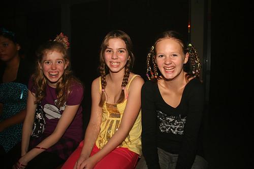 eerste schoolfeest als bruggies met eline en misty