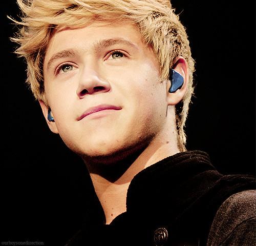 NIALL <33