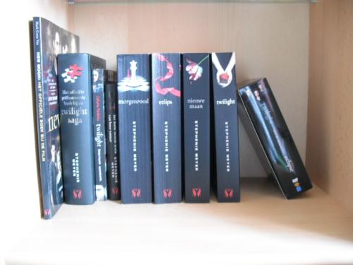 Twilight boeken/dvd's :D:D