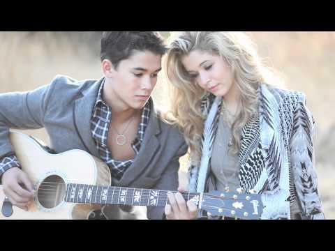 i love booboo stewart en sasha pieterse!!!!!!!!