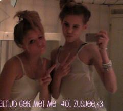 jaa altyd dikke schik met je bby. <3 links; me. rechts; ilse.