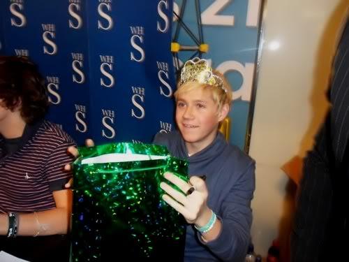 Princess Niall!!! *glitterregen*