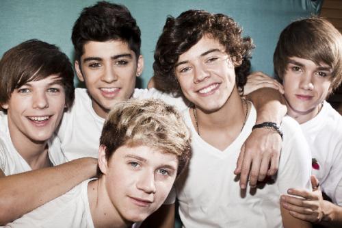 ONE DIRECTION <33  I LOVE THEM!!!