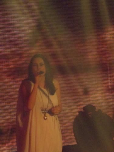 Sharon den Adel @WT concert <3