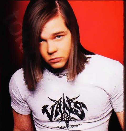 Georg soo sexy <3