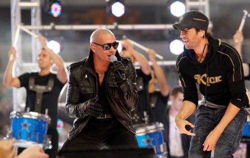 Pitbull en Enrique <3