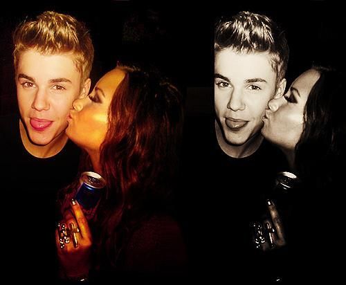 Adorable!! Demi + Justin xo